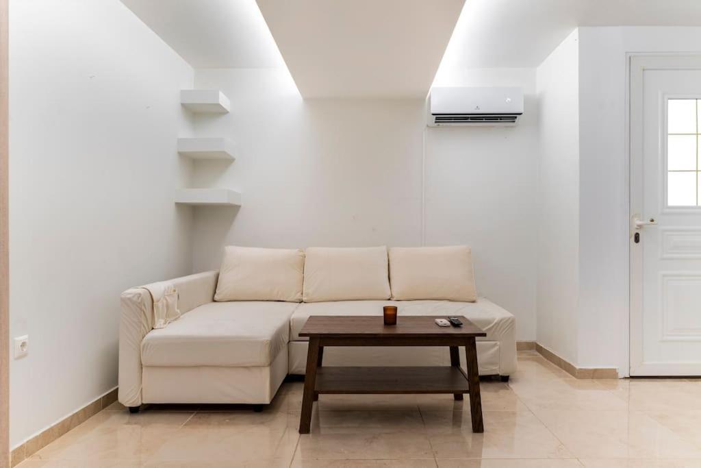Apartment At Ano Glifada. Atene Esterno foto