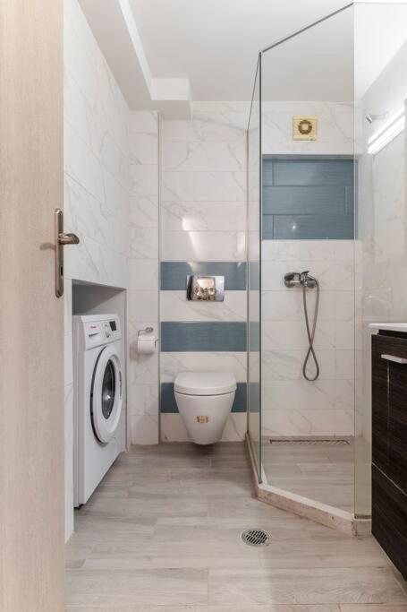Apartment At Ano Glifada. Atene Esterno foto